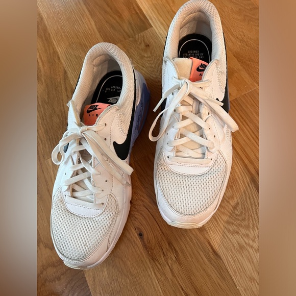 Nike Air Max - Size 8 - Picture 2 of 5